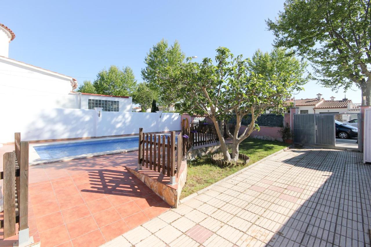 Villa Requesens 139 Empuriabrava - Immo Barneda 外观 照片